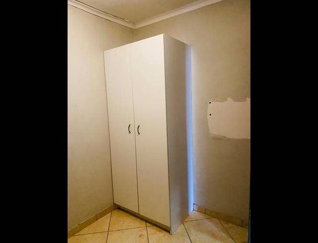 3 BEDROOM APARTMENT FOR SALE IN JABULANI